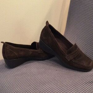 Easy Spirits loafers